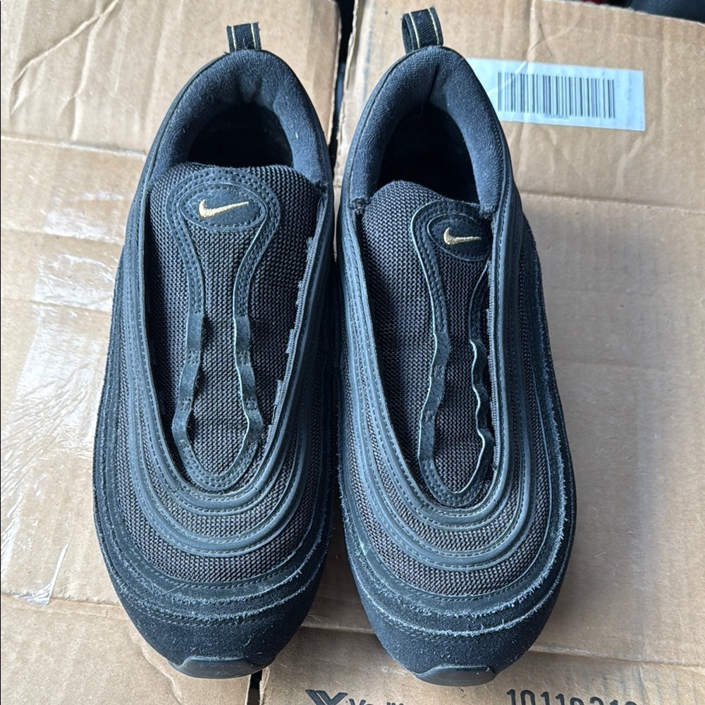 ‼️Sold ‼️Nike Black Air Max 97 Sneakers Sleek Design